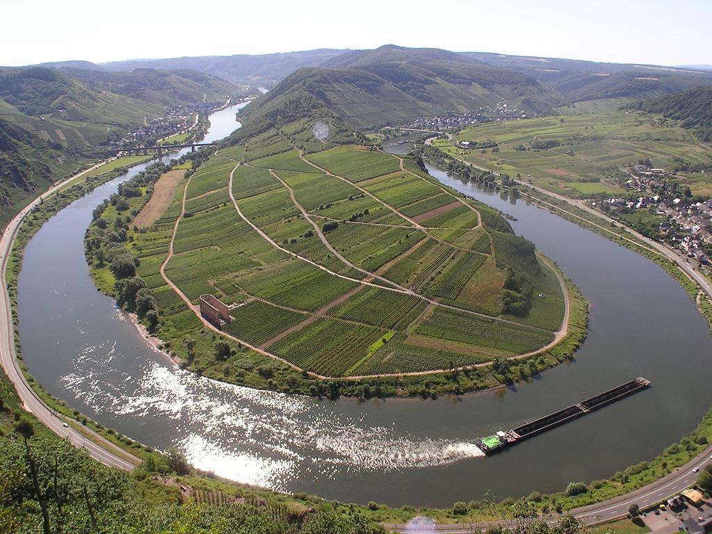 Mosel - River - Quartier 31 Hotel Lieser Luaran gambar